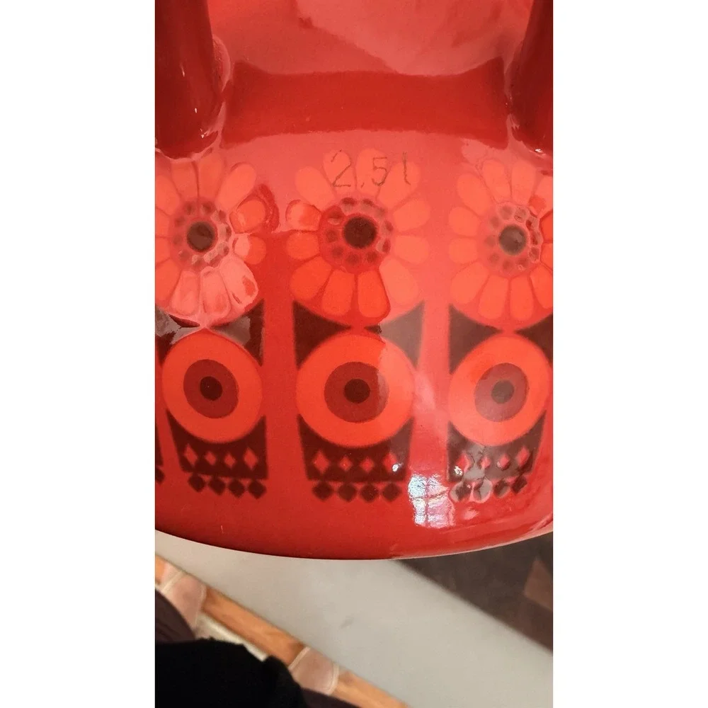 Vintage KAJ FRANCK Arabia Finel Red Flowers Enamel pot w/lid Finland MCM  2.5 l